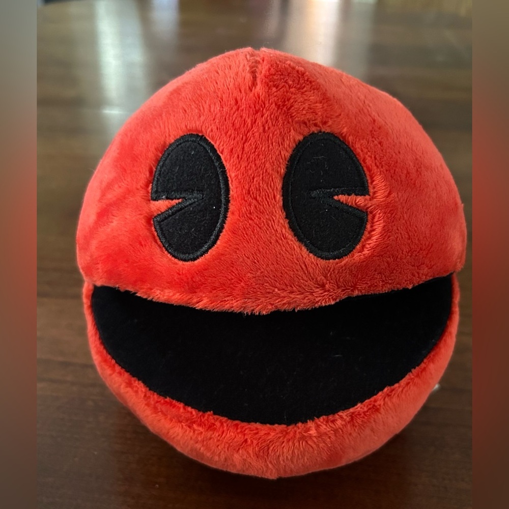 Battle Royals Red PAC Man Flush Figure Toy 7"